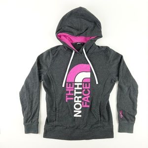 The North Face Women Graphic Pullover Hoodie A2401